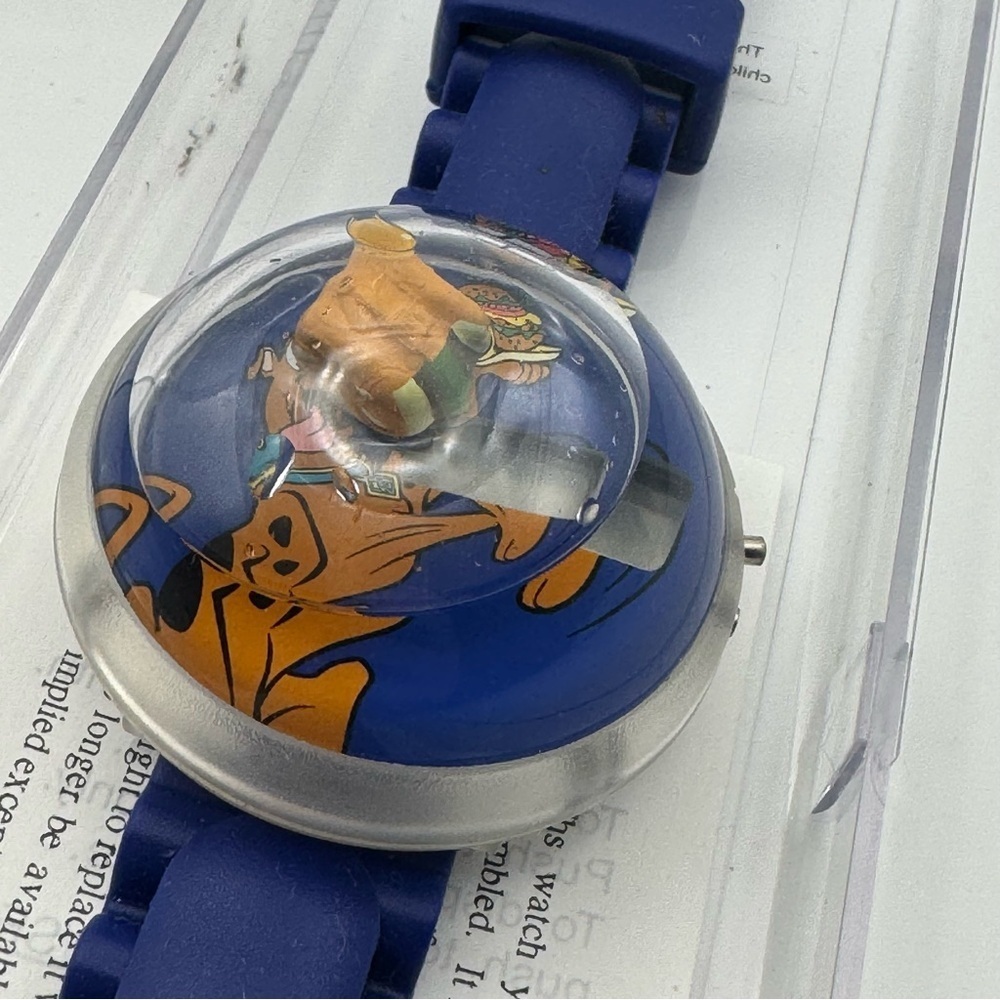 Scooby-Doo Warner Bros. Studio Store Promotional Kid's Watch Scooby w/ Hamburger - Picture 3 of 11